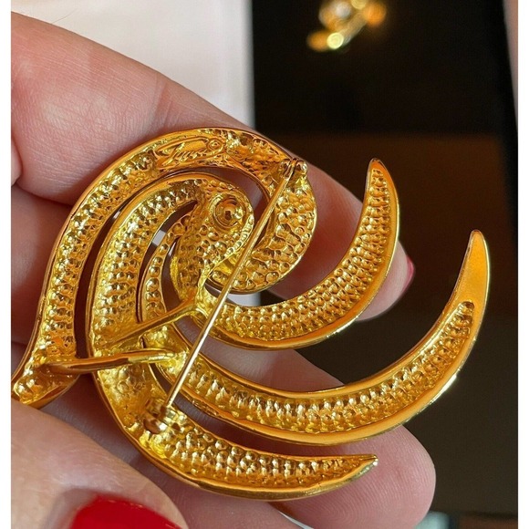 TONA Brooch Pin Set Lapel Spiral Estate Jewelry Gold Tone Vintage Pearl - Picture 3 of 4
